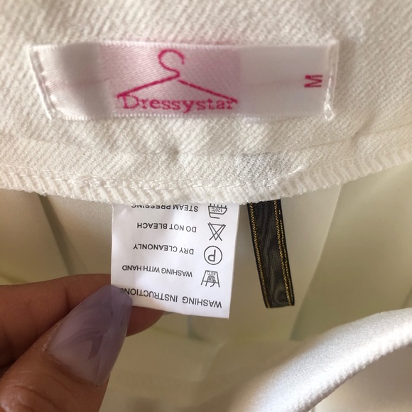 Pleated skirt size medium, Elastic waist band - Picture 3 of 3